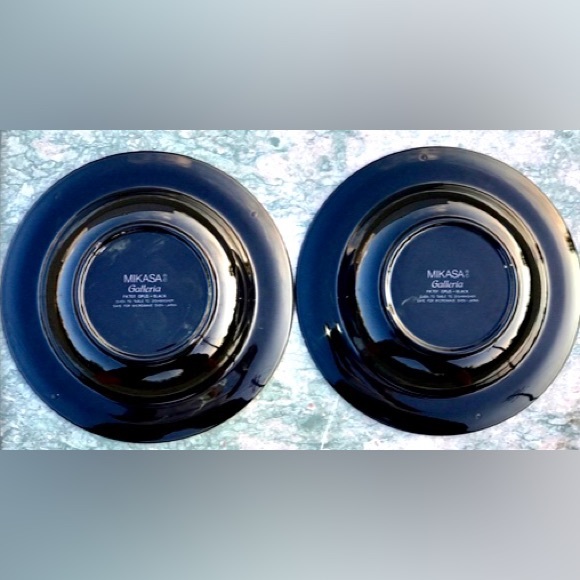 Vintage (set of 2) Discontinued Mikasa Galleria OPUS BLACK 9.5" Soup Salad Bowls - Picture 2 of 10